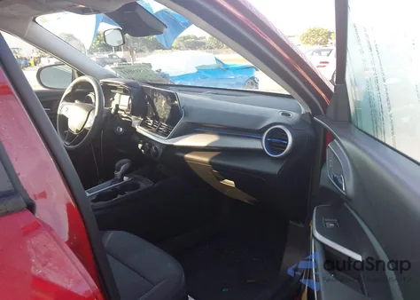 2024 Chevrolet Trax Fwd Sp z USA, uszkodzony, nr VIN KL77LFE23RC046577